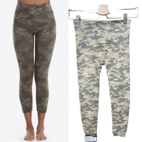 Spanx Look At Me Now Seamless Cropped Leggings‎ Green Camo Print Size Small - Picture 1 of 6
